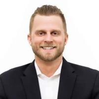 Casey Marks - Featured