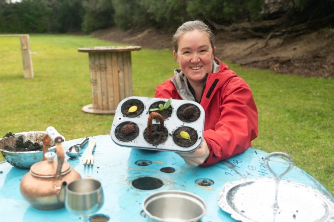 Tania Moloney - mud pies