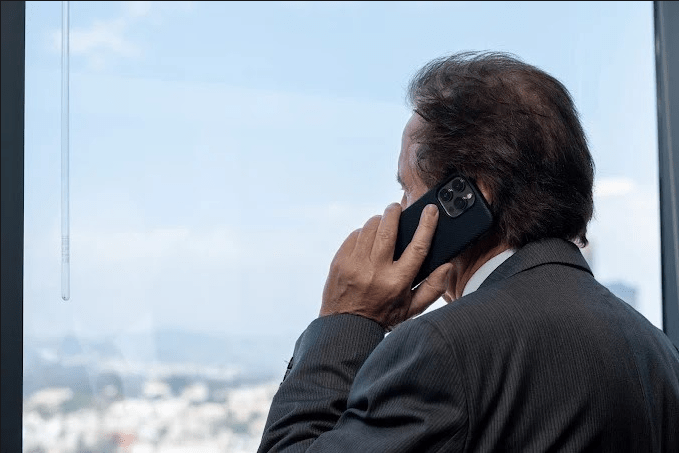 Jeffrey Nadrich speaks directly with clients, offering guidance and support during some of the most difficult moments of their lives. His hands-on approach is a cornerstone of the firm’s commitment to personalized legal representation.
Credit: Nadrich Accident Injury Lawyers