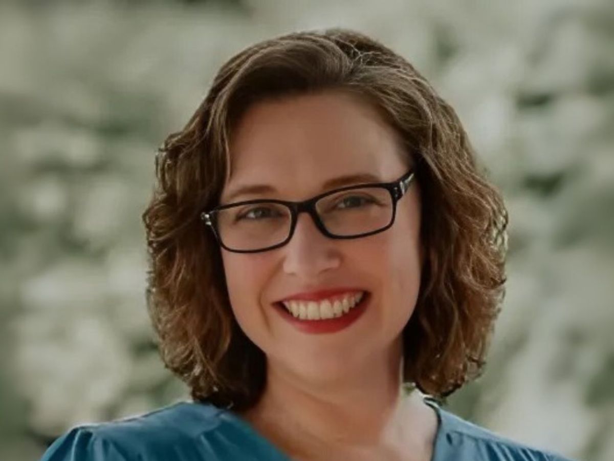 From Notebooks to Networks: A Conversation with Jennifer Carr on Creativity, Connection, and Reinvention