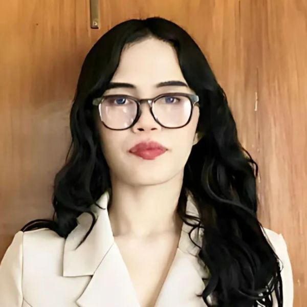 Yvette Prado Rejuso on Writing, Memory, and the Language of Loss