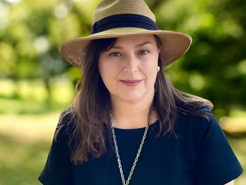 Adele Evershed on Poetry, Impermanence, and Finding Meaning in the Everyday