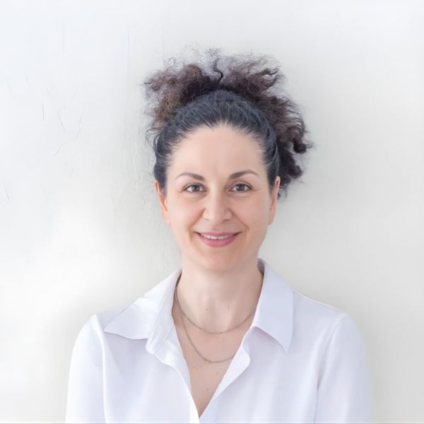 Listening Between Logic and Life with Nil Demircubuk