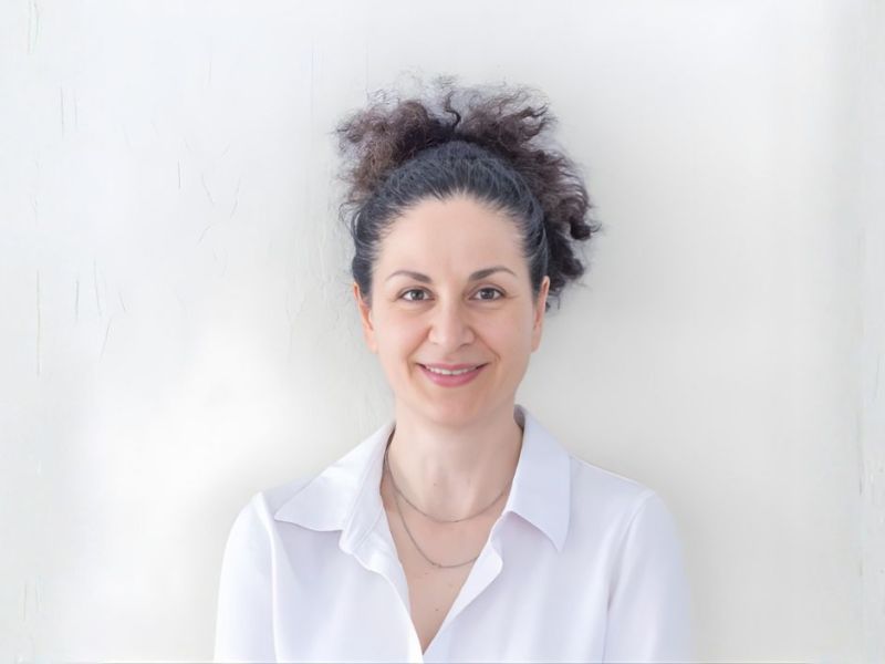 Listening Between Logic and Life with Nil Demircubuk