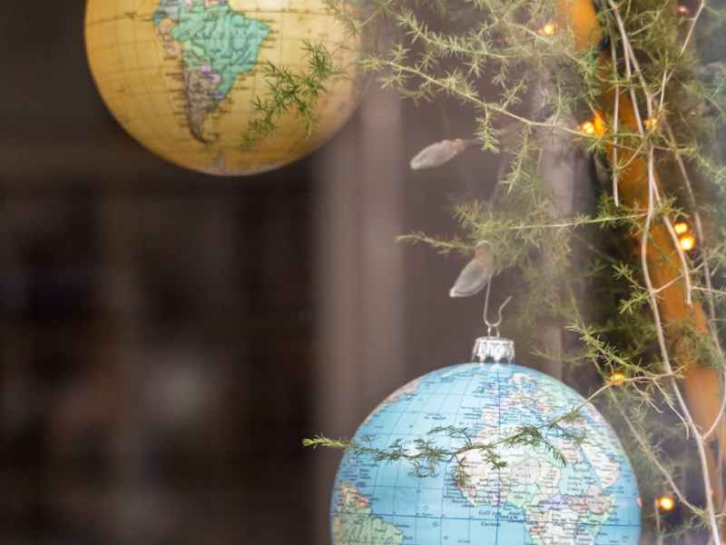 The Best Ways Holiday Connections Shift Away Materialism