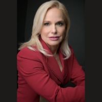 Aurora Winter on Turning Experience into Practical Marketing Lessons